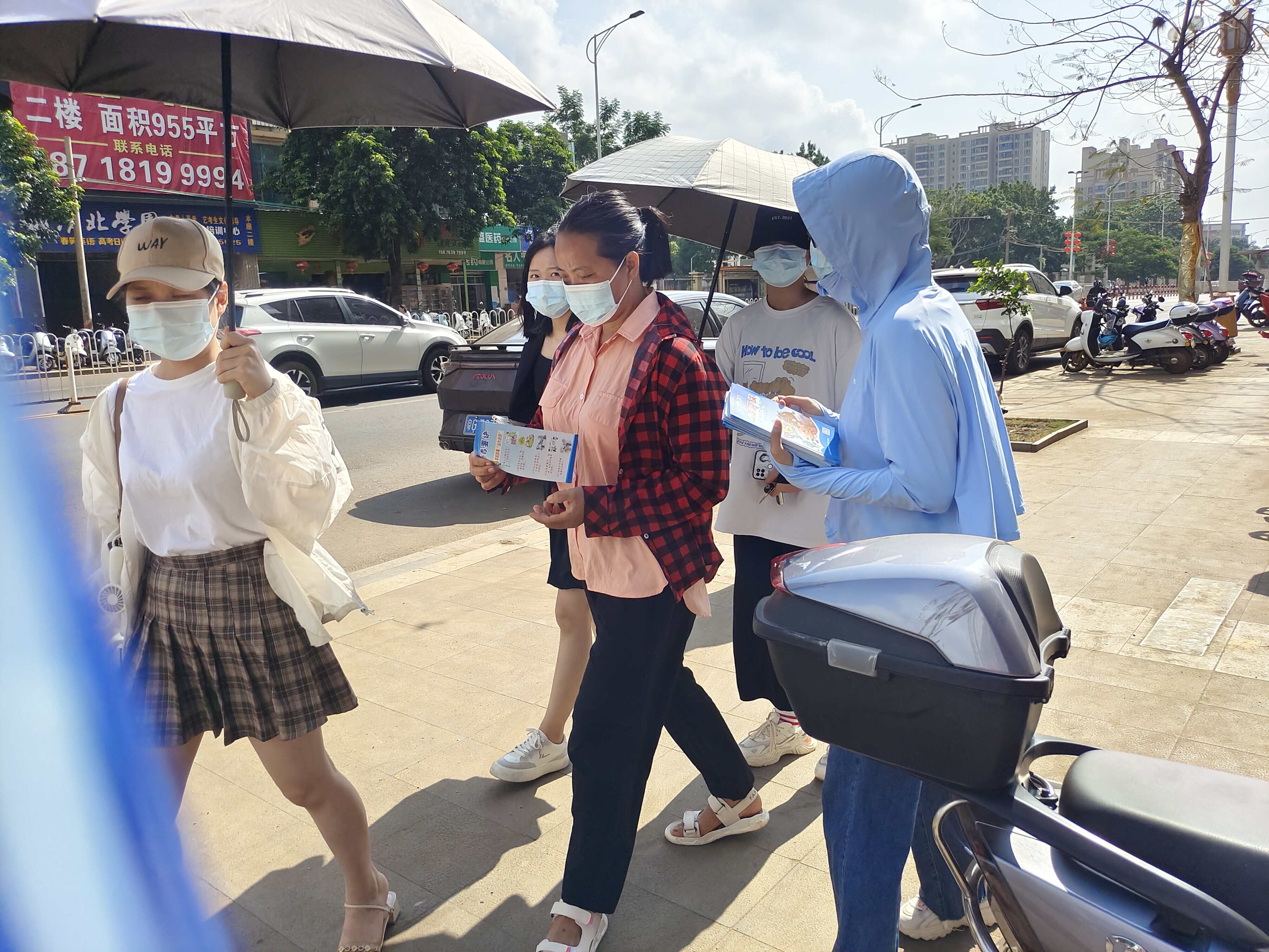 8期 徐闻县水务局开展创文责任区禁毒宣传活动_3