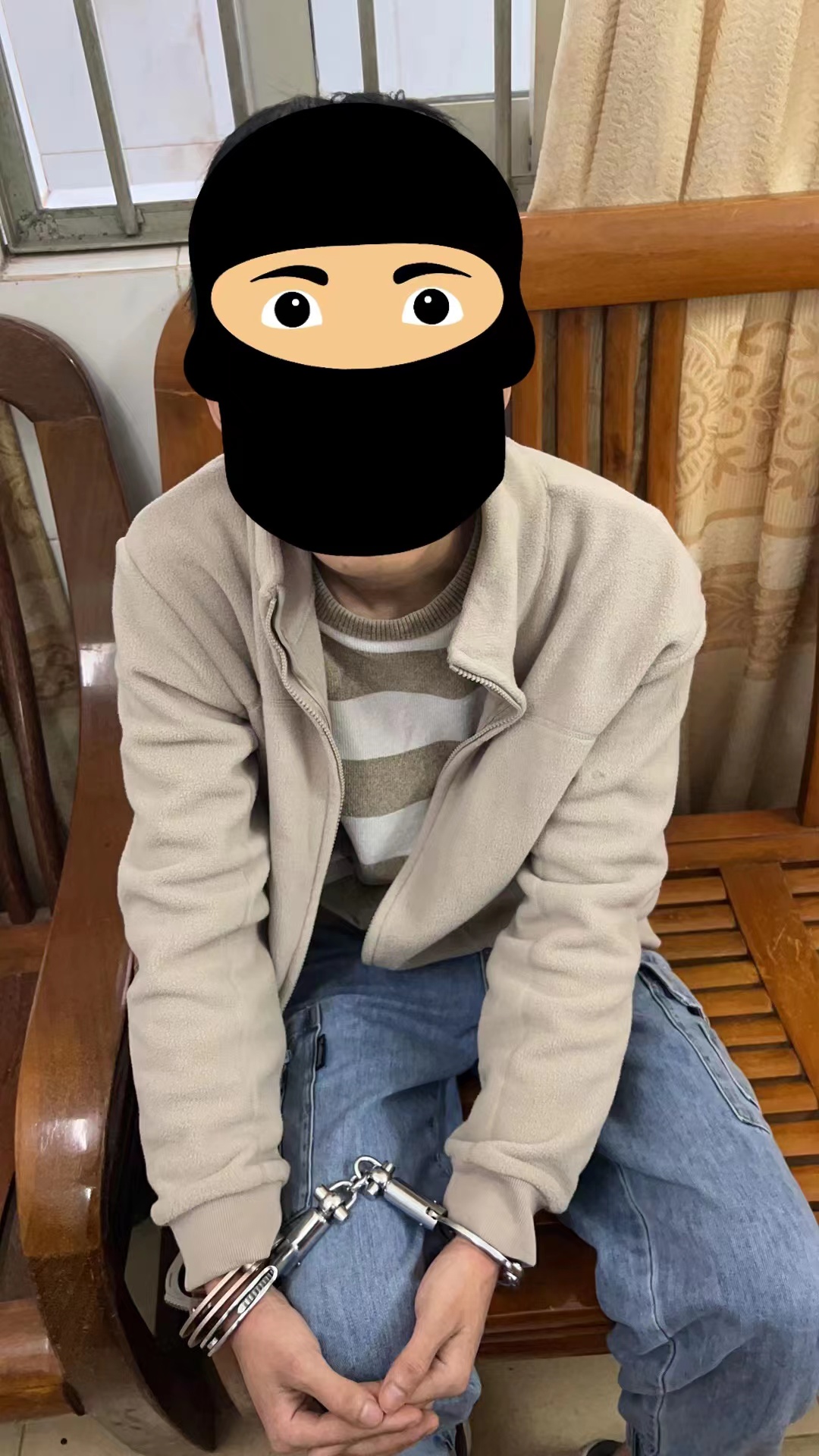2.jpg