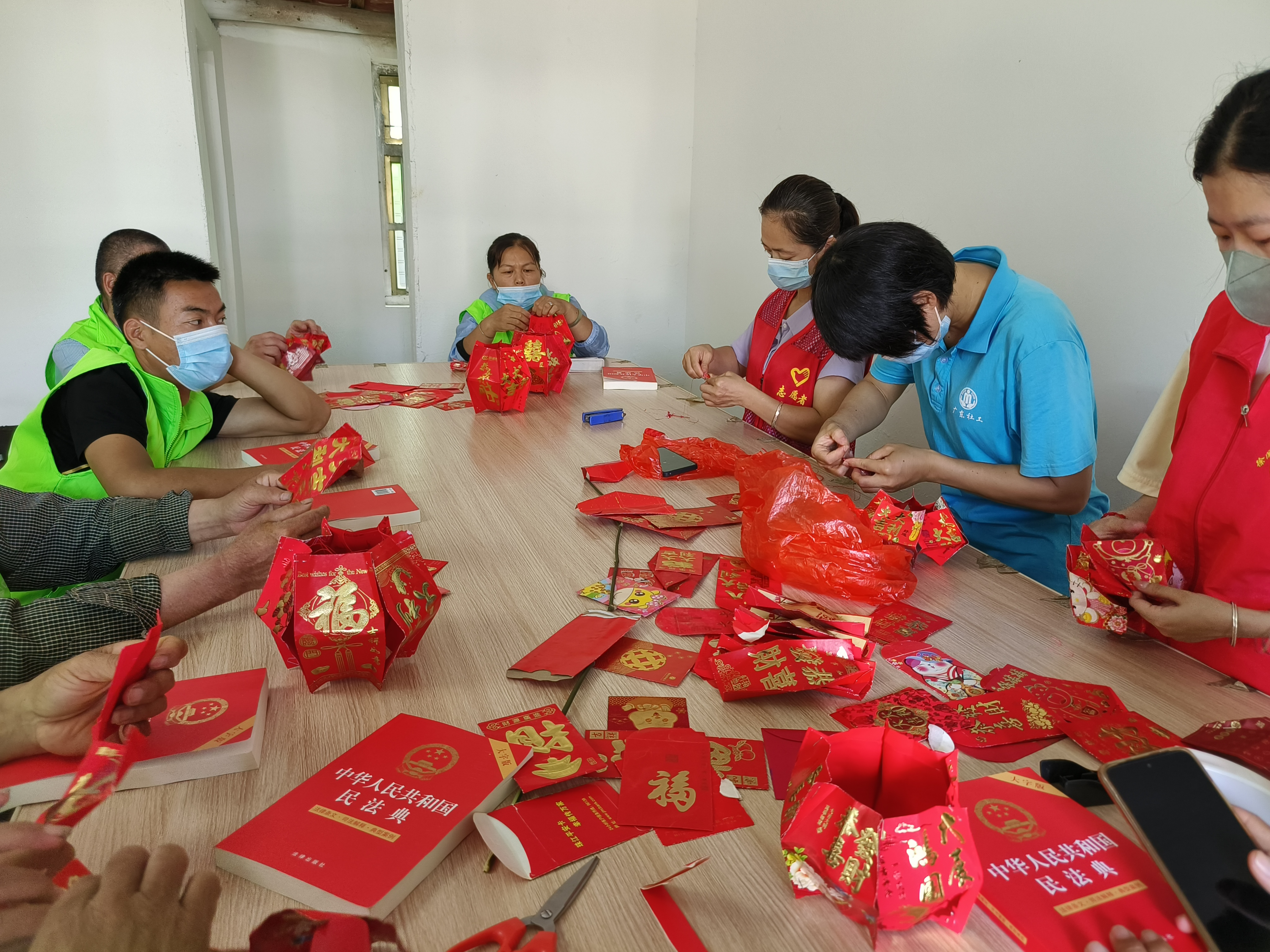 制手工灯笼.jpg
