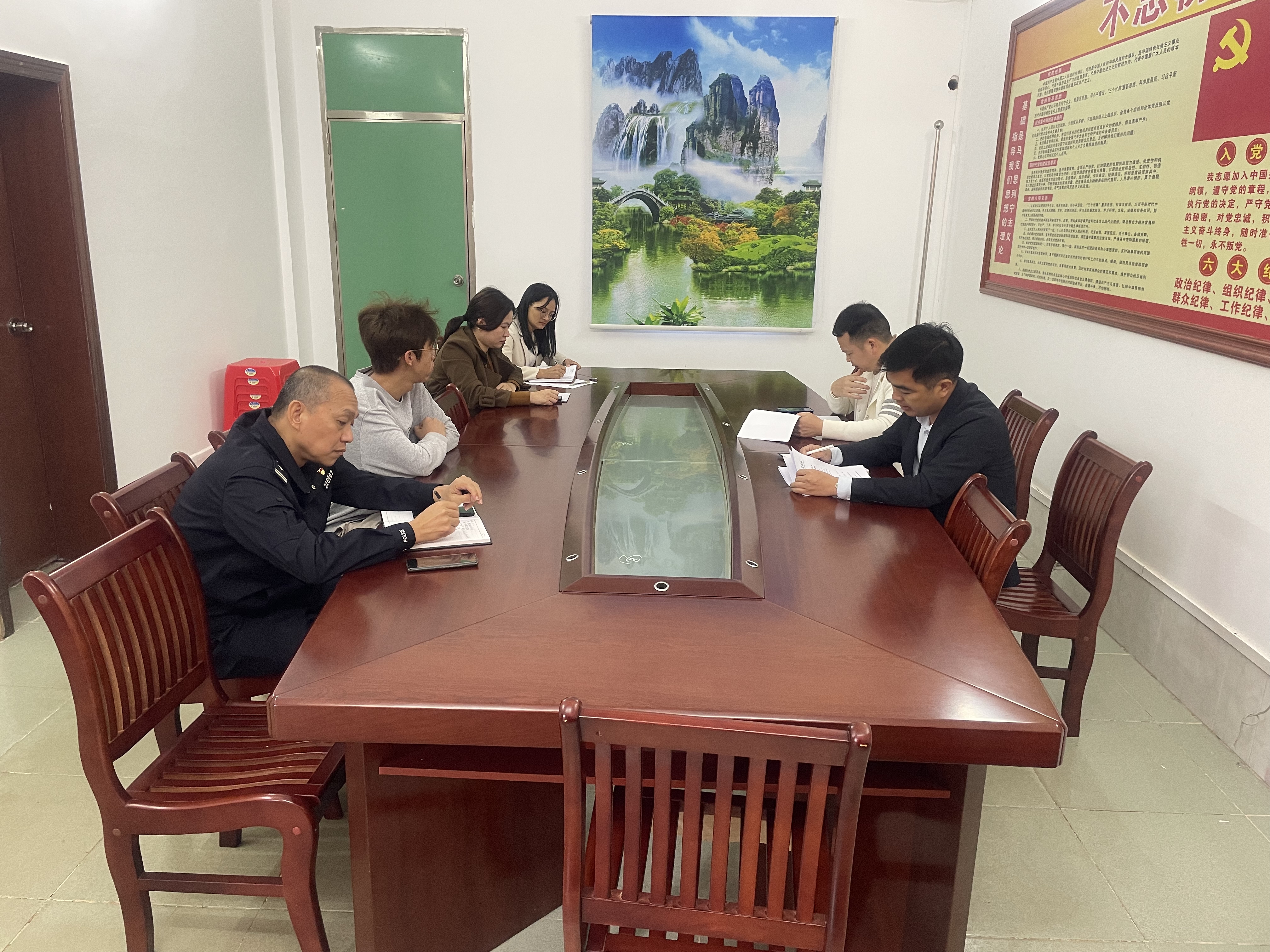 “两会”期间网络安全会议2.jpg