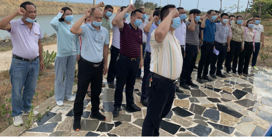 (角尾乡党委书记黄执孔带领领导班子成员,村党(总)支部书记在渡海作战